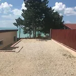 Kenese Panorama *