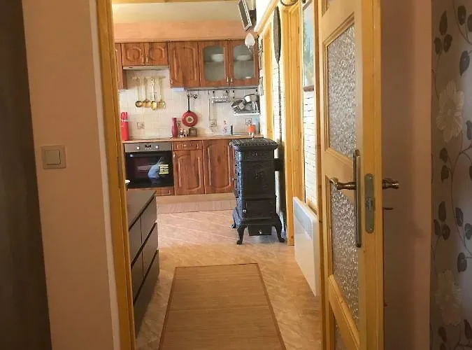 Apartamento Kenese Panoráma *