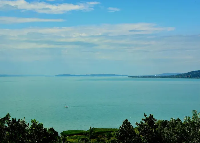 Apartamento Kenese Panoráma *